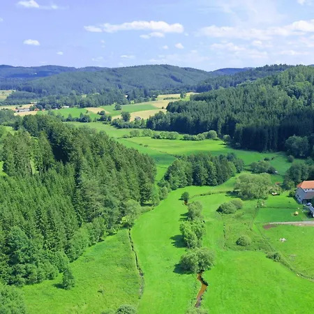 Gruene Wiese - Gaeste-minibungalow In Der Edermuehle Grosspertholz